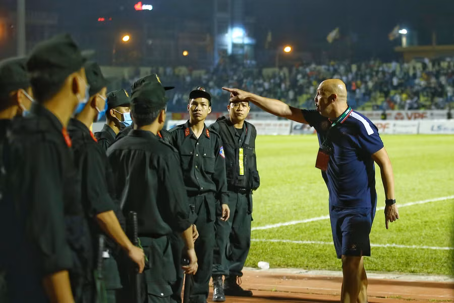 Trợ lý Filipe vẫn phản ứng dữ dội...