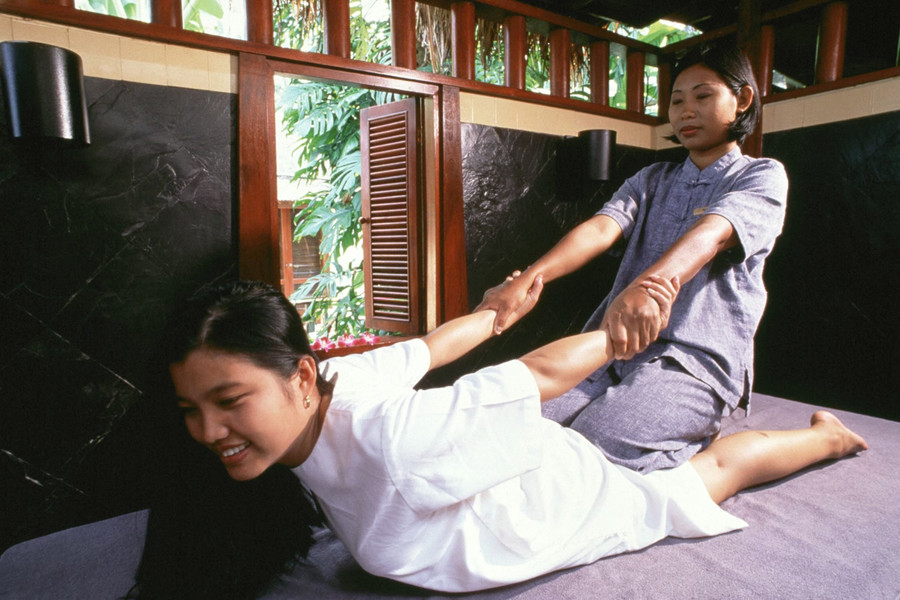 Massage Thái Lan khiến du khách muốn thử lại lần nữa. Ảnh: Nationalgeographic.com Massage Thái Lan khiến du khách muốn thử lại lần nữa. Ảnh: Nationalgeographic.com