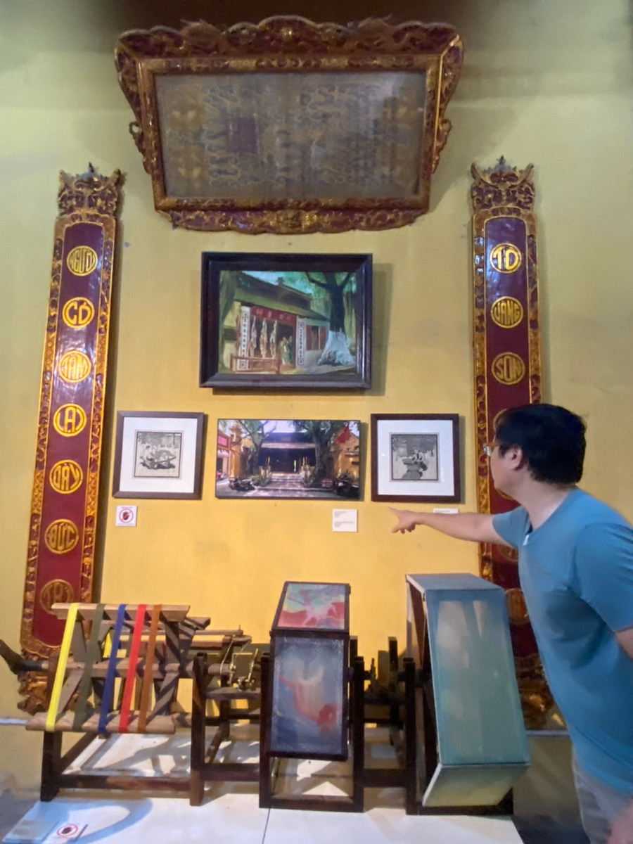 Mỗi ngôi đình ở phố cổ Hà Nội là những câu chuyện liên quan đến nghề nghiệp của cư dân xưa. Mỗi ngôi đình ở phố cổ Hà Nội là những câu chuyện liên quan đến nghề nghiệp của cư dân xưa.