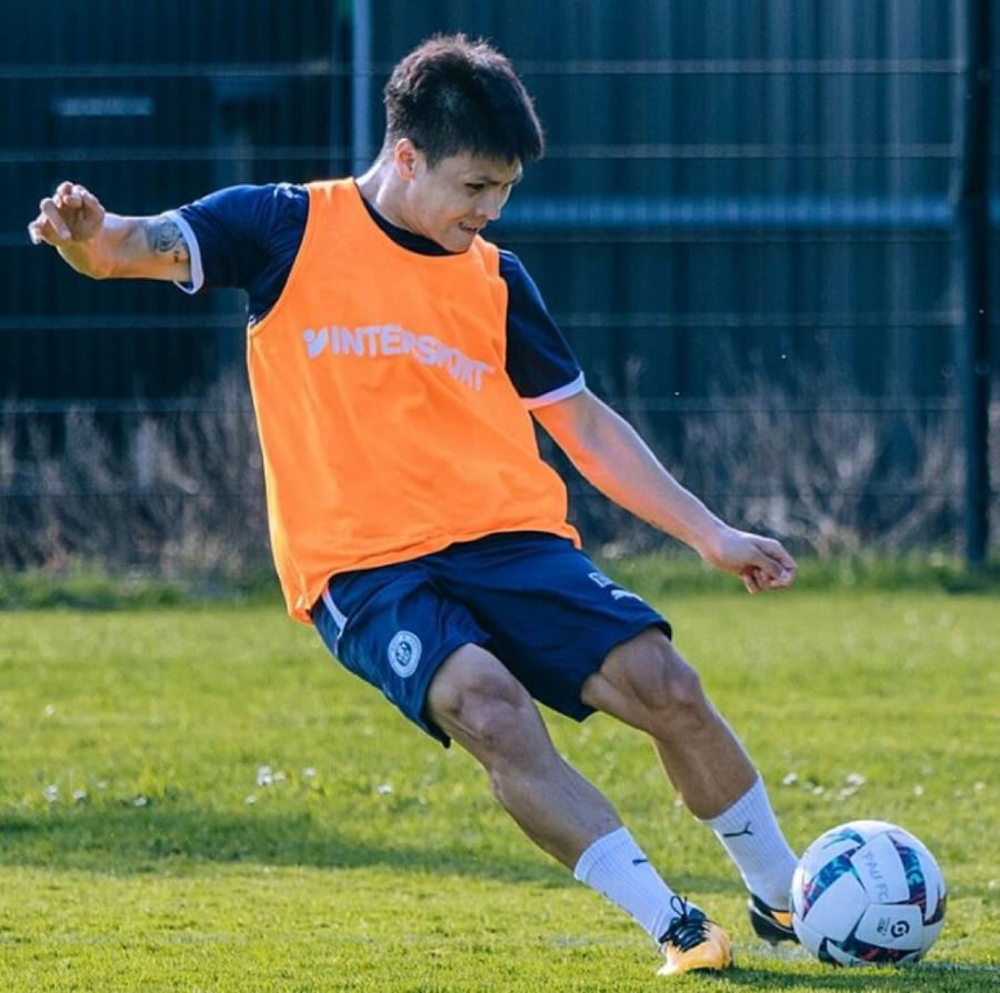 Quang Hải gặp nhiều khó khăn trong thời gian vừa qua. Quang Hải gặp nhiều khó khăn trong thời gian vừa qua.