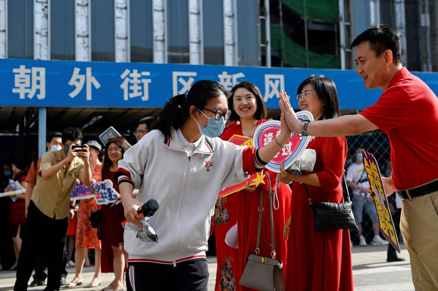 Thí sinh Trung Quốc tham gia kỳ thi tuyển sinh đại học gaokao năm 2023.