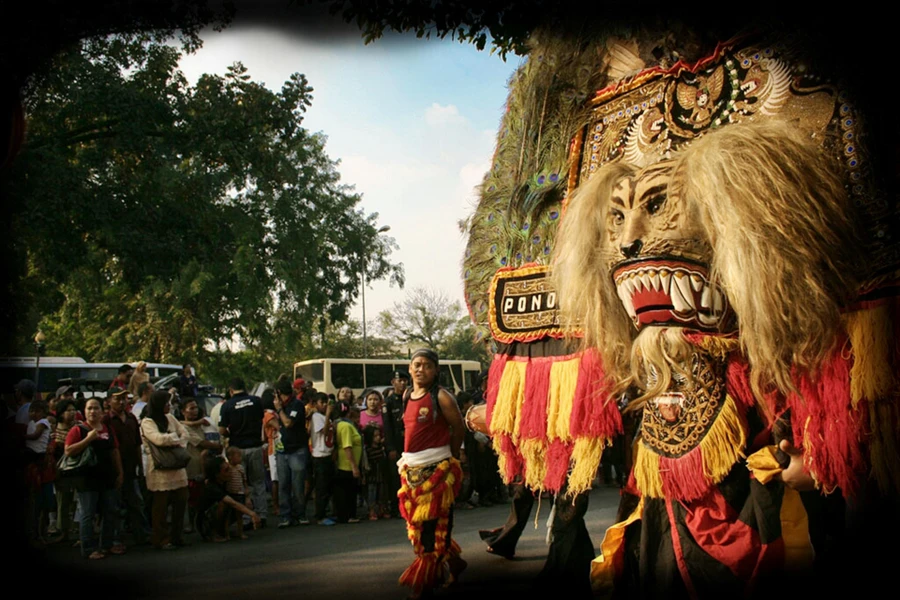 Lôi cuốn điệu múa mặt nạ Indonesia