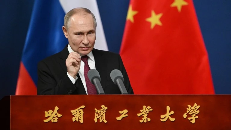 Tổng thống Nga Vladimir Putin có bài phát biểu tại Cáp Nhĩ Tân, tỉnh Hắc Long Giang, Trung Quốc, ngày 16/5/2024.