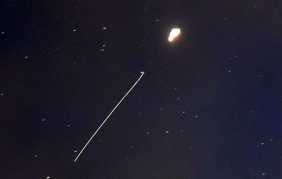 Tên lửa Triều Tiên tan thành từng mảnh trên biển Hoàng Hải