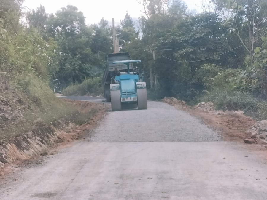 Công trình đường giao thông do Ban QLDA huyện Thuận Châu làm chủ đầu tư. Công trình đường giao thông do Ban QLDA huyện Thuận Châu làm chủ đầu tư.
