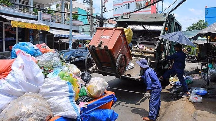 Thu gom chất thải rắn (Ảnh minh họa)