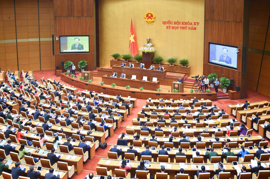 Theo Phó Thủ tướng Lê Minh Khái, chuyển dịch lao động giữa các ngành kinh tế còn chậm, chưa theo kịp chuyển dịch cơ cấu kinh tế. Theo Phó Thủ tướng Lê Minh Khái, chuyển dịch lao động giữa các ngành kinh tế còn chậm, chưa theo kịp chuyển dịch cơ cấu kinh tế.