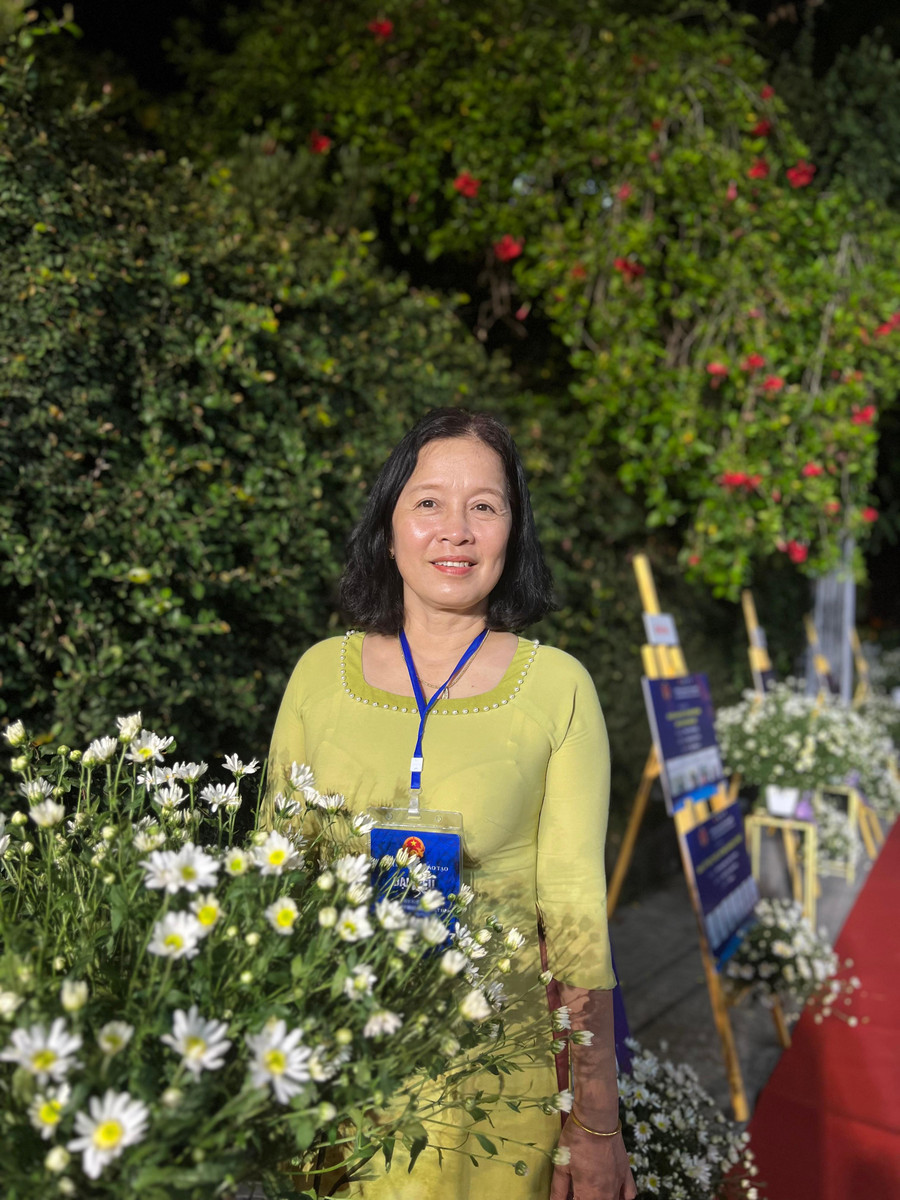 Cô Nguyễn Thị Thu tại chương trình. Cô Nguyễn Thị Thu tại chương trình.