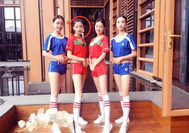 Anh nam 18 tuoi cua my nhan Duong Sieu Viet hinh anh 2 