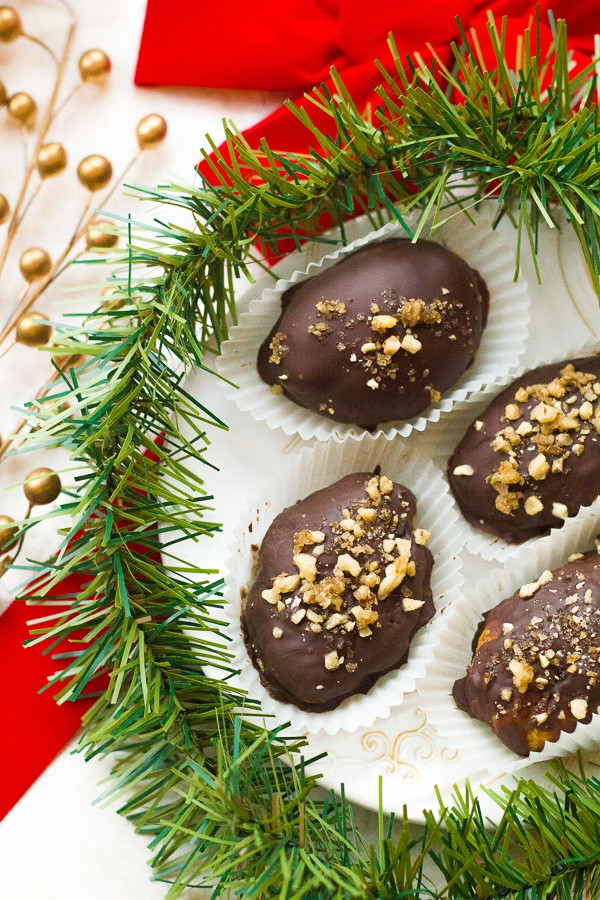 7 món ăn độc đáo trên thế giới vào dịp Giáng sinh ảnh 4 7 mon an doc dao tren the gioi vao dip Giang sinh hinh anh 5 chocolate-covered-melomakarona-2.jpg