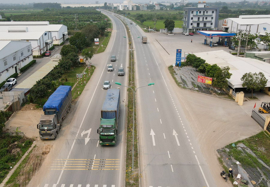 Dự án tuyến đường kết nối di sản văn hóa du lịch và phát triển kinh tế dọc sông Hồng đi qua huyện Văn Giang, Khoái Châu, Kim Động, TP. Hưng Yên. (Ảnh minh họa) Dự án tuyến đường kết nối di sản văn hóa du lịch và phát triển kinh tế dọc sông Hồng đi qua huyện Văn Giang, Khoái Châu, Kim Động, TP. Hưng Yên. (Ảnh minh họa)