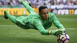 Keylor bị tố cáo "bán đứng" huấn luyện viên nhà.