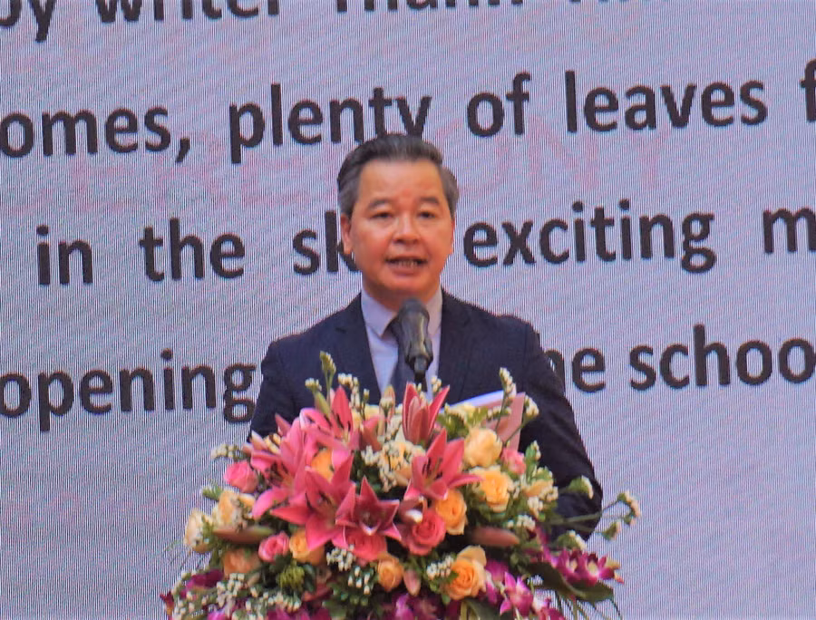 GS.TS Phạm Quang Minh phát biểu chào mừng năm học mới