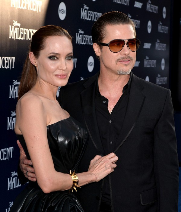Xôn xao tin đồn Angelina Jolie và Brad Pitt sắp ly hôn ảnh 2 Xôn xao tin đồn Angelina Jolie và Brad Pitt sắp ly hôn ảnh 2