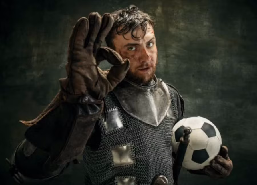 Bóng đá thời Trung cổ được yêu thích ở nhiều quốc gia. Ảnh minh họa: IT.