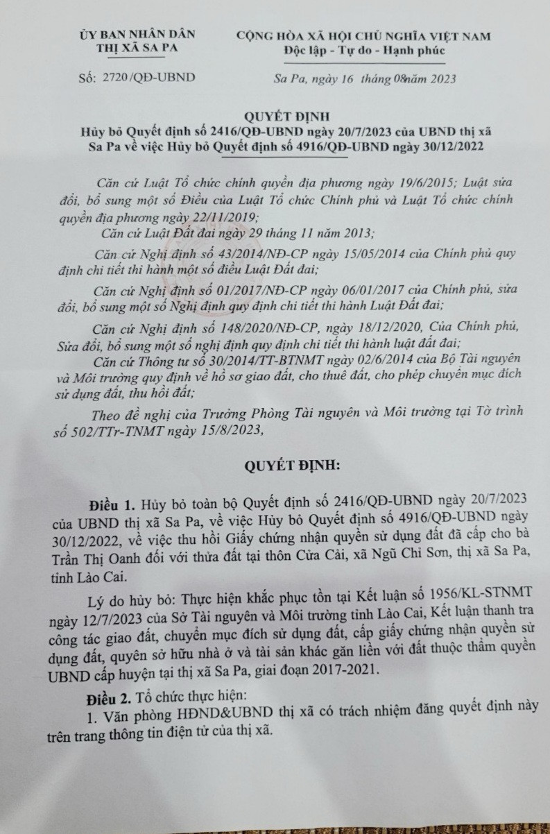 Ông Phạm Tiến Dũng - Phó Chủ tịch UBND thị xã Sa Pa là người liên tiếp ban hành các thông báo và quyết định đầy mâu thuẫn trong câu chuyện này.