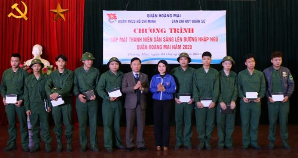 Thanh niên Thủ đô tình nguyện nhập ngũ