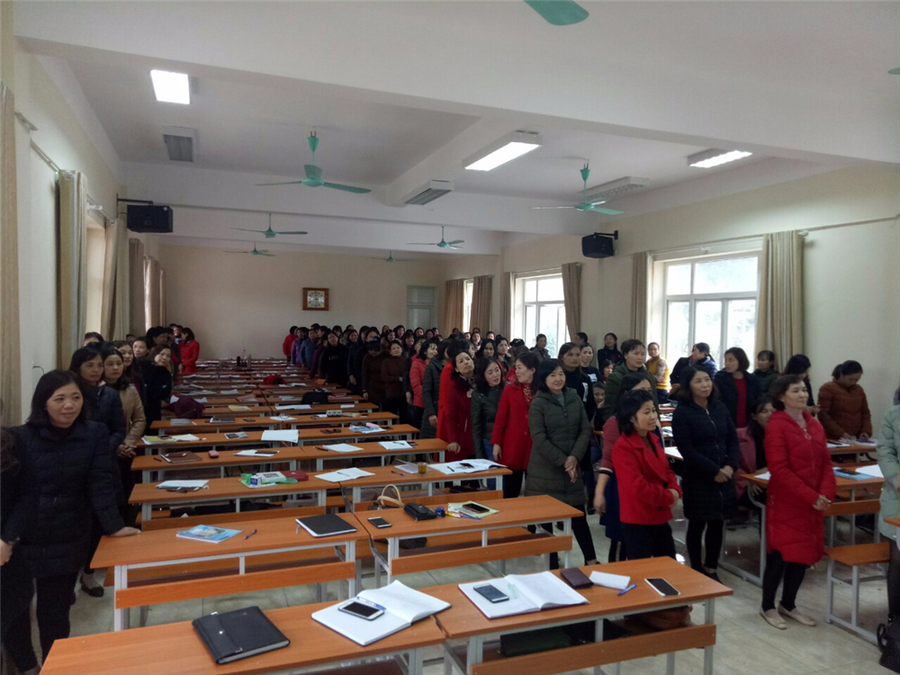 Thêm tự tin với dạy học theo CTGDPT mới qua khóa tập huấn