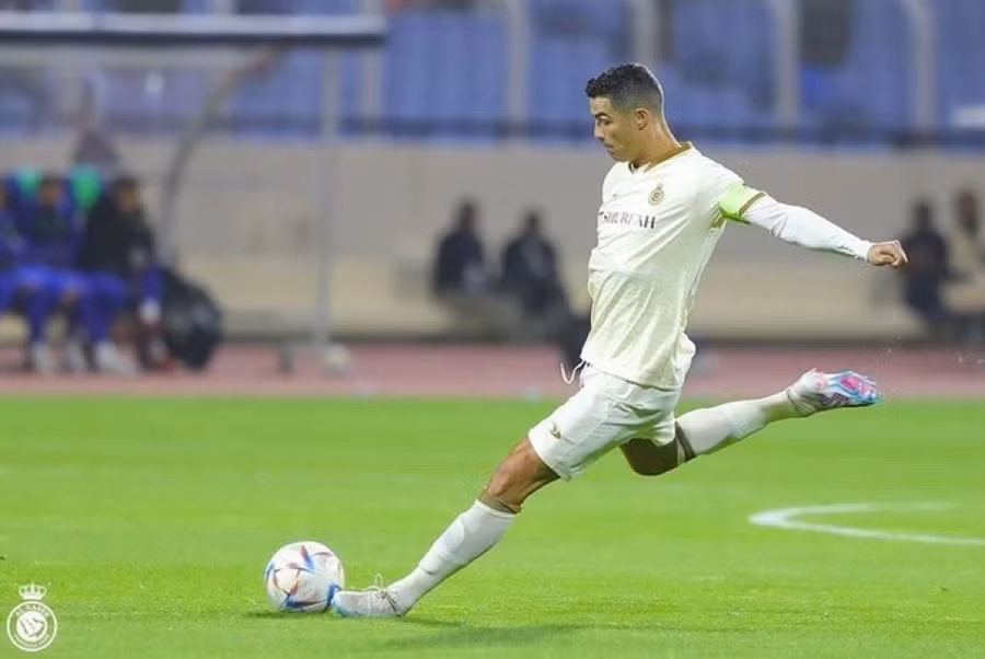 Ronaldo cũng đang toả sáng trong màu áo đội bóng Ả rập Xê-út.
