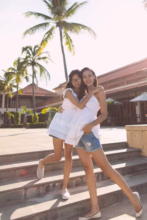 hoa hau phu nu viet nam qua anh sau 16 nam van hut hon - 9