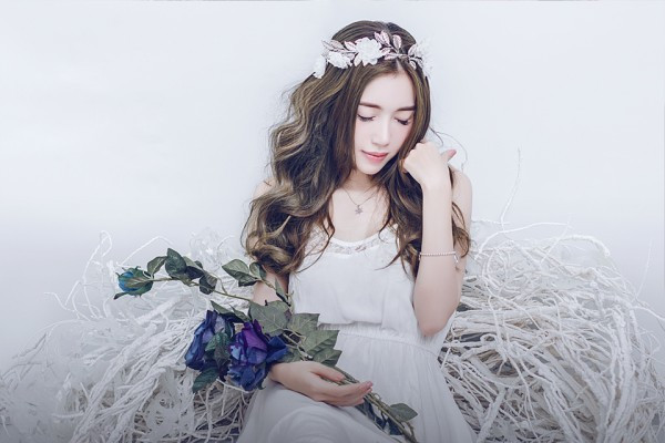Nét dịu dàng, thanh thoát của bà mẹ hai con.