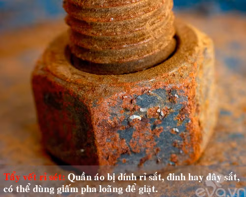 Cách tẩy các vết bẩn cứng đầu trên quần áo ảnh 6 cach tay cac vet ban cung dau tren quan ao (phan 2) - 6