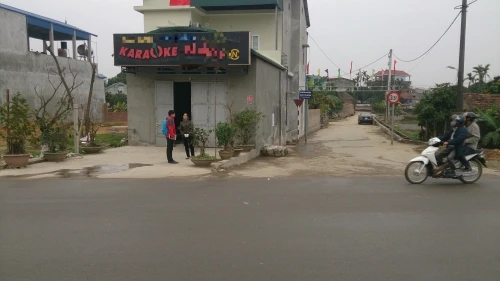 Mâu thuẫn trong quán karaoke, thanh niên bị đánh vỡ đầu tử vong