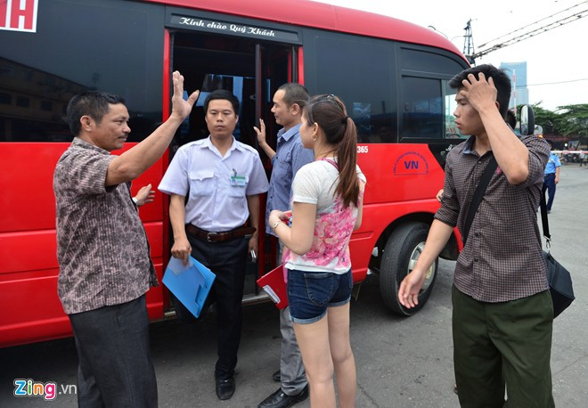 Xử phạt hàng chục xe 