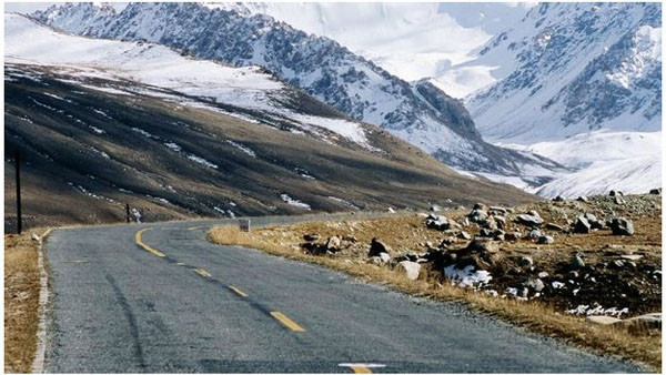 Những cung đường không dành cho người yếu tim - Ảnh 3 Những cung đường không dành cho người yếu tim - Ảnh 3