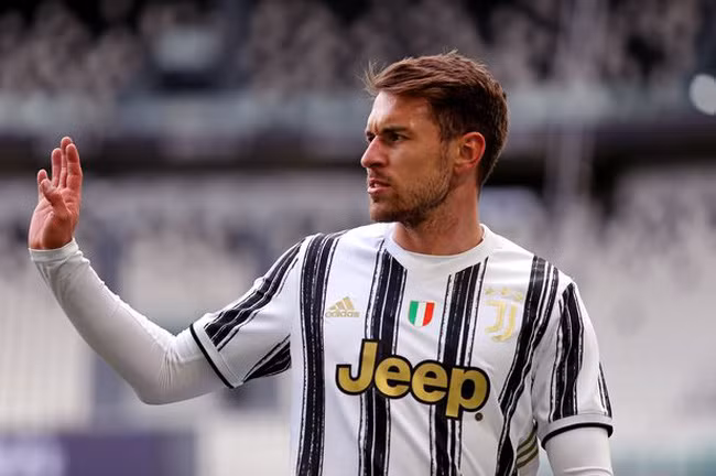 Juventus cũng sẵn sàng thanh lý hợp đồng với Ramsey