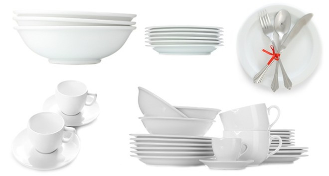 Làm sạch chén đĩa: Chùi rửa chén đĩa đơn giản, nhanh chóng hơn khi bạn cho một ít giấm ăn hoặc nước cốt chanh vào nước rửa chén. Giấm sẽ giúp làm sạch lớp dầu mỡ đóng ở chén đĩa nhanh hơn và nó cũng làm cho chén đĩa sáng đẹp, lưu giữ được nước màu của chén đĩa như lúc đầu bạn mới mua về. Tuyệt chiêu dọn dẹp nhà cửa trước Tết