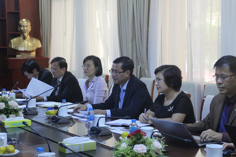 Thứ trưởng Nguyễn Văn Phúc và đại diện các cục, vụ chức năng tại buổi tiếp. (ảnh: Thanh Tuấn)