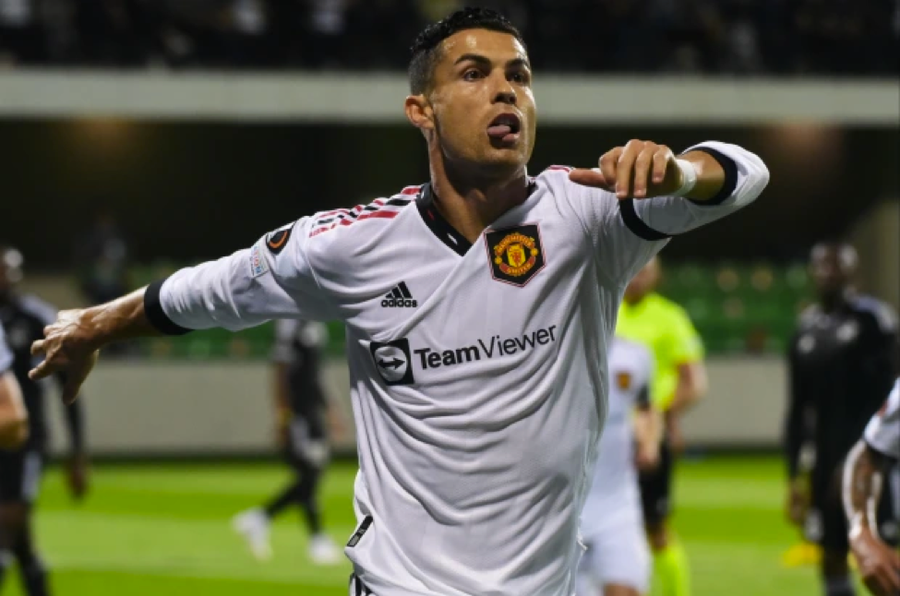 Ronaldo đã kết thúc chuỗi 8 trận tịt ngòi khi ghi bàn trước Sheriff. Ronaldo đã kết thúc chuỗi 8 trận tịt ngòi khi ghi bàn trước Sheriff.