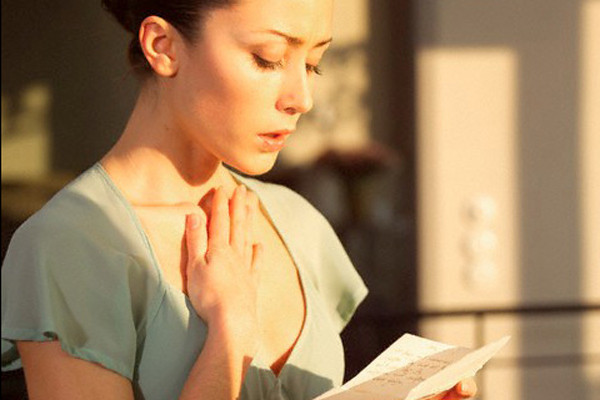 Tự đày đọa bản thân vì vô tình phát hiện nhật ký ngoại tình" của chồng quá cố ảnh 1 Tự đày đọa bản thân vì vô tình phát hiện nhật ký ngoại tình" của chồng quá cố ảnh 1