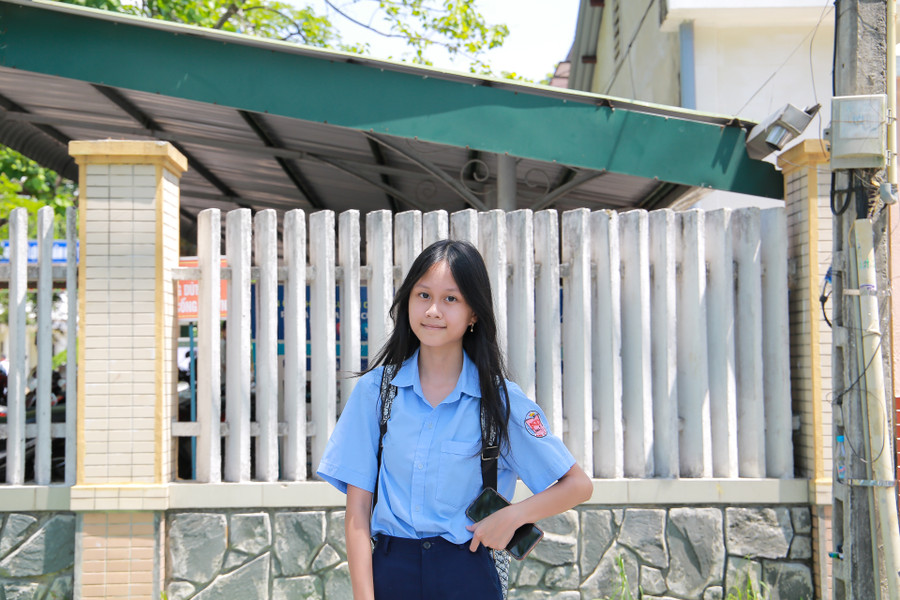 Thí sinh Lê Trần Quỳnh Chi, Trường THCS Nguyễn Chí Diểu, TP Huế chia sẻ về môn thi Ngữ văn. Thí sinh Lê Trần Quỳnh Chi, Trường THCS Nguyễn Chí Diểu, TP Huế chia sẻ về môn thi Ngữ văn.