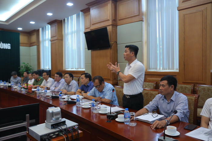 Đại diện ĐH Hải Phòng phát biểu tại buổi làm việc Đại diện ĐH Hải Phòng phát biểu tại buổi làm việc