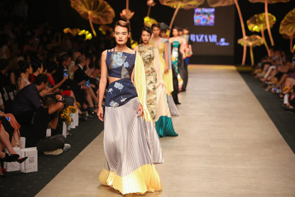 mau-victorias-secret-dien-thoi-trang-cho-nha-thiet-ke-viet-9