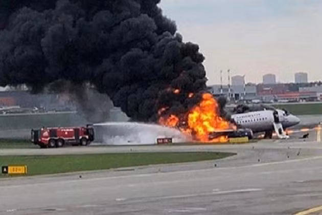 Nguyên nhân của sự cố SSJ-100 có thể là do máy tính trên máy bay bị hỏng