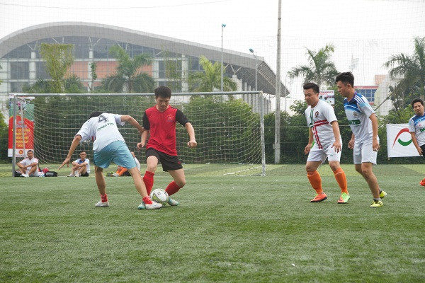 Trận đấu đầu tiên của Vòng loại Press Cup 2017 khu vực Hà Nội giữa đội tuyển báo Quân đội Nhân dân và Dân trí