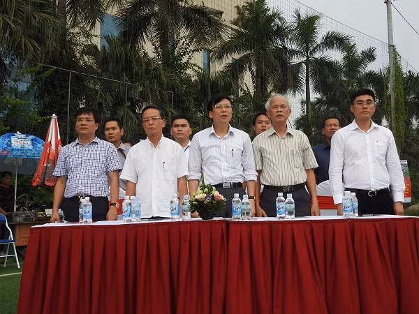 Các đại biểu đến dự Lễ khai mạc