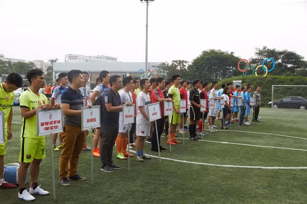 13 đội bóng tham dự Vòng loại Press Cup 2017 khu vực Hà Nội