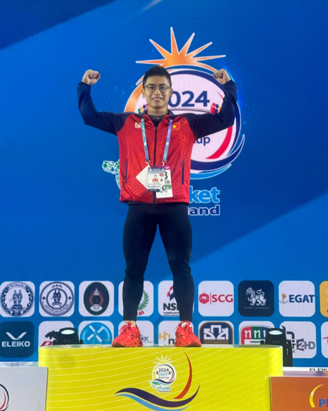 Trịnh Văn Vinh ăn mừng thành tích tham dự Olympic 2024. Ảnh: ITN Trịnh Văn Vinh ăn mừng thành tích tham dự Olympic 2024. Ảnh: ITN