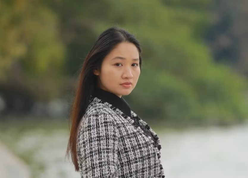 Tập trường ca khắc họa hiện thực khó khăn về dịch Covid-19 ảnh 1