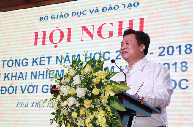 Thứ trưởng Nguyễn Hữu Độ phát biểu tại hội nghị Thứ trưởng Nguyễn Hữu Độ phát biểu tại hội nghị