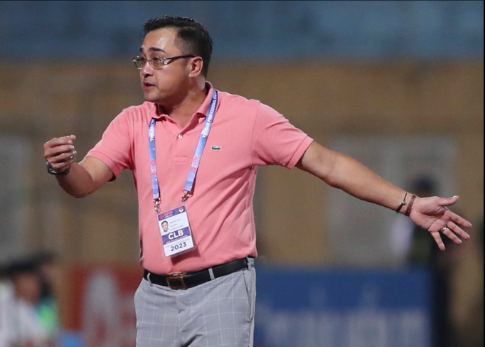 HLV Bình Định phàn nàn sau trận thua Hà Nội FC