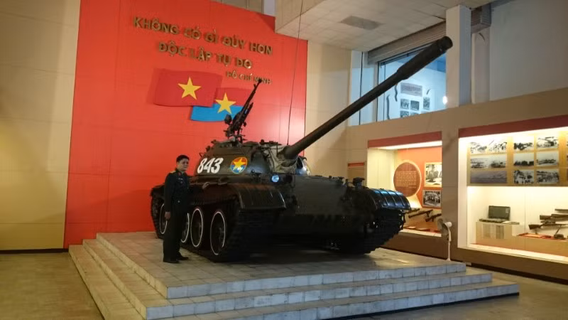 Xe tăng số hiệu 843 được công nhận Bảo vật Quốc gia năm 2012.