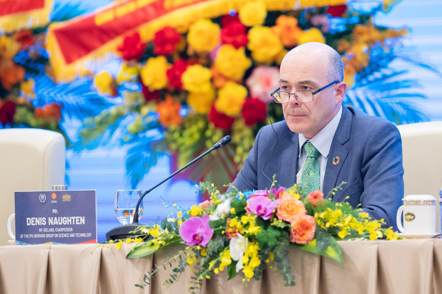 Ông Denis Naughten, Nghị sĩ Ireland, Chủ tịch Ủy ban Khoa học và Công nghệ của IPU.