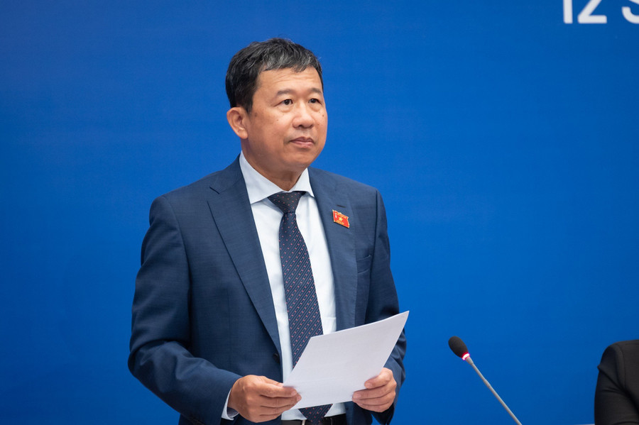 Ông Vũ Hải Hà, Chủ nhiệm Ủy ban Đối ngoại của Quốc hội, Phó Trưởng Ban Tổ chức Hội nghị. Ông Vũ Hải Hà, Chủ nhiệm Ủy ban Đối ngoại của Quốc hội, Phó Trưởng Ban Tổ chức Hội nghị.