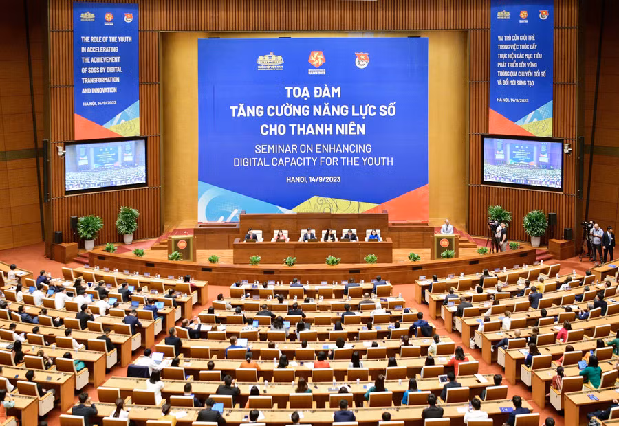 Tọa đàm Tăng cường năng lực số cho thanh niên. 
