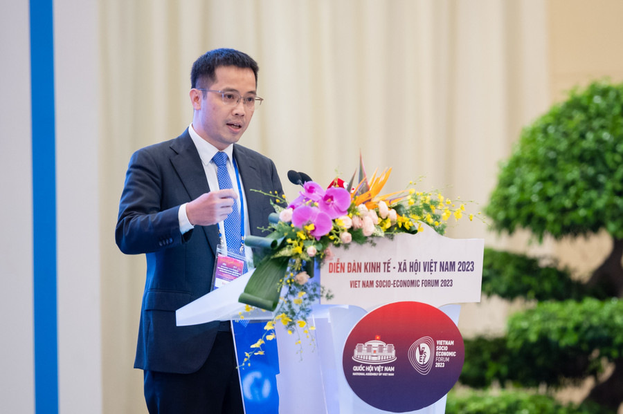 Ông Đậu Anh Tuấn, Phó Tổng Thư ký, Trưởng Ban Pháp chế, Liên đoàn Thương mại và Công nghiệp Việt Nam (VCCI). Ông Đậu Anh Tuấn, Phó Tổng Thư ký, Trưởng Ban Pháp chế, Liên đoàn Thương mại và Công nghiệp Việt Nam (VCCI).